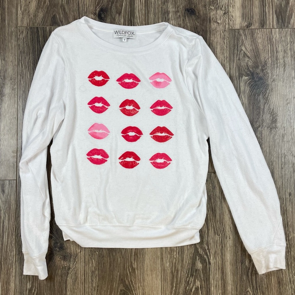 Wildfox lips baggy beach jumper